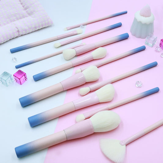 kit-13-pincéis-para-maquiagem-em-tons-de-rosa-e-azul